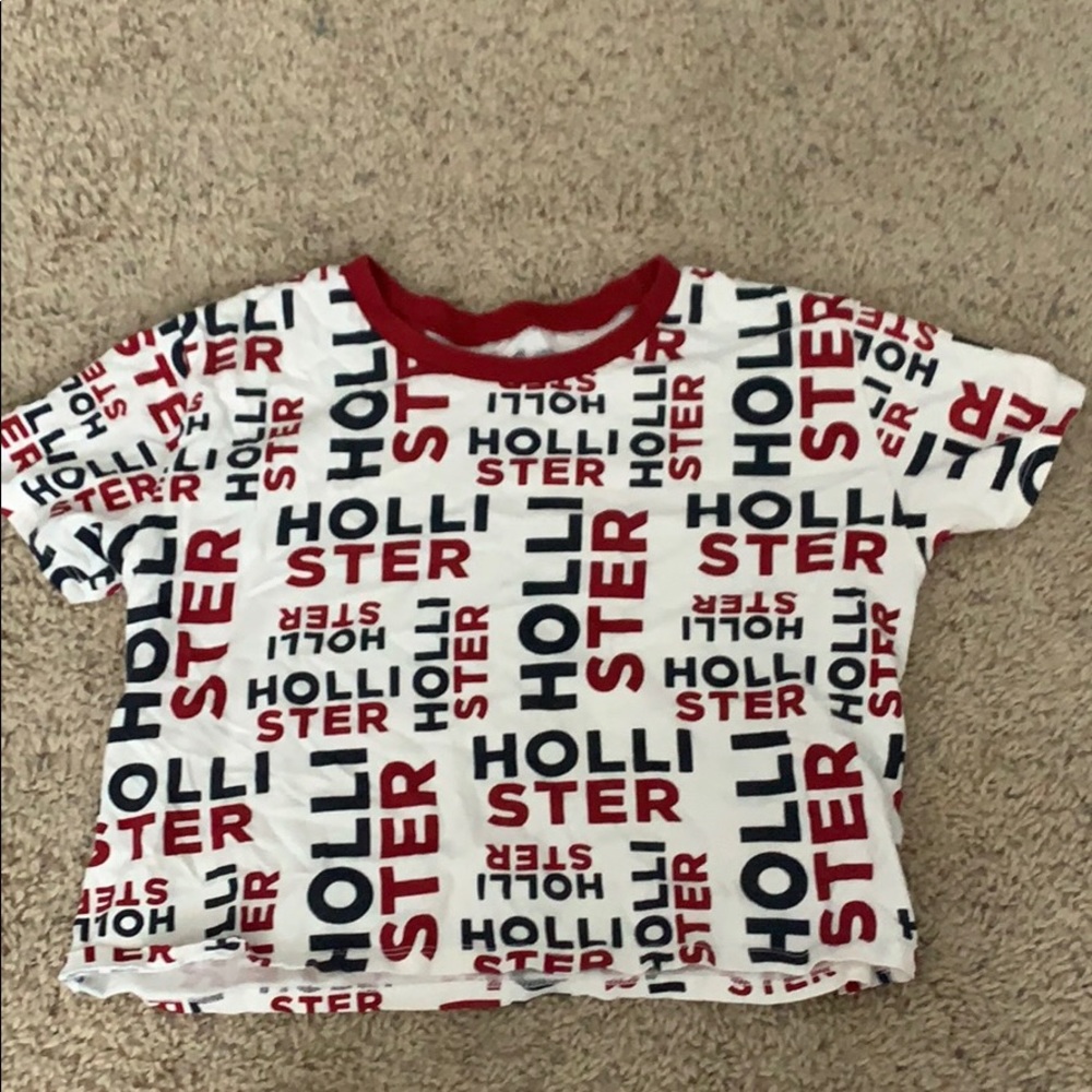 HOLLISTER CROP TOP